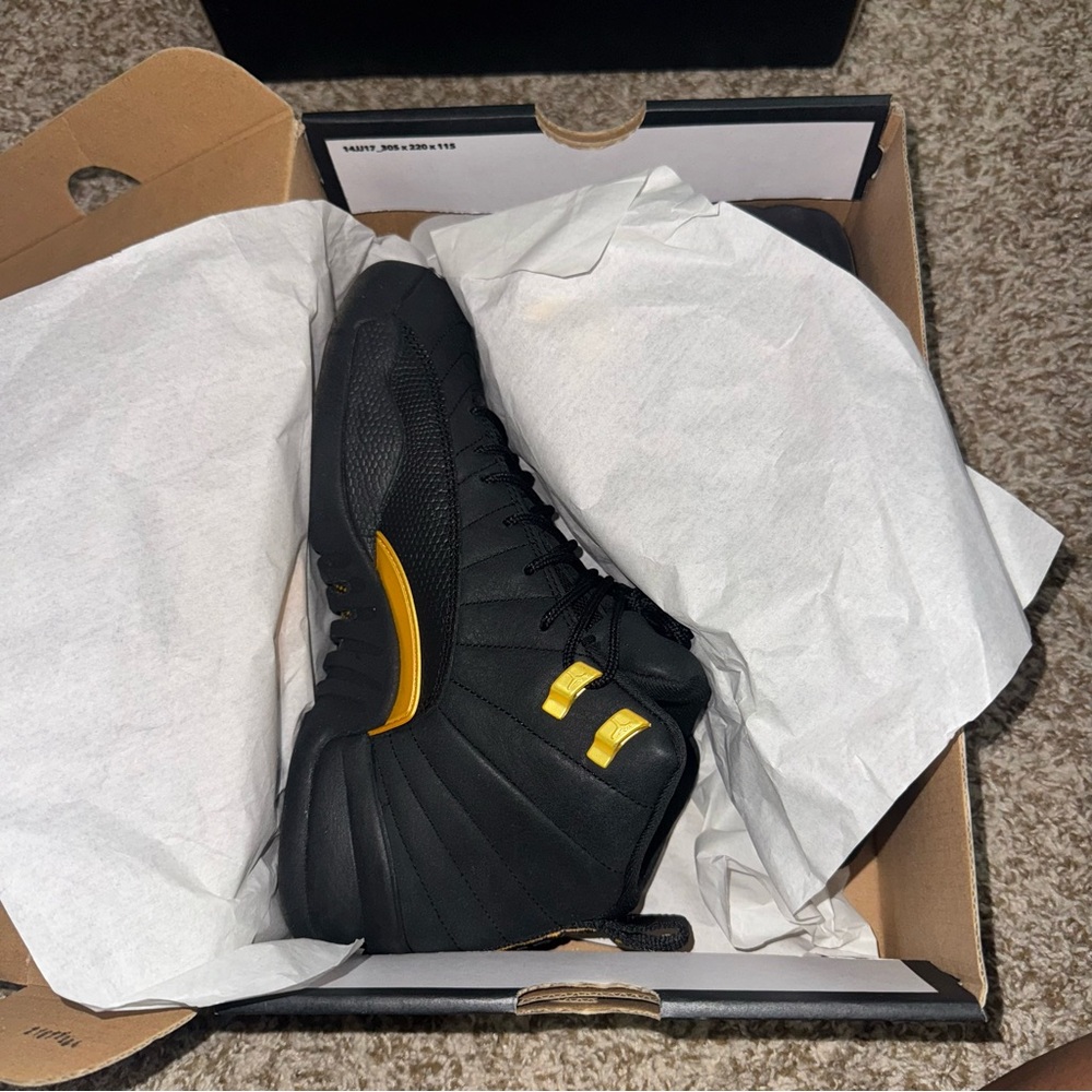 Air Jordan 12 Retro GS Black Taxi